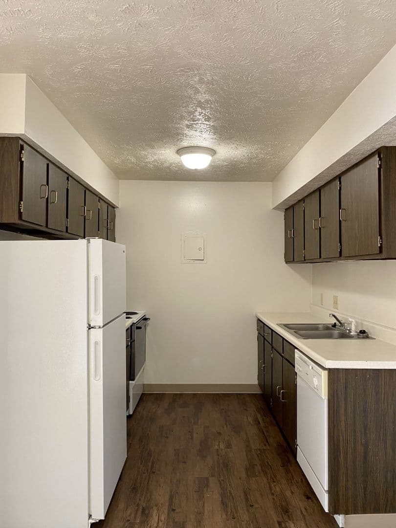 Shadow Ridge Apartments 4 of 23