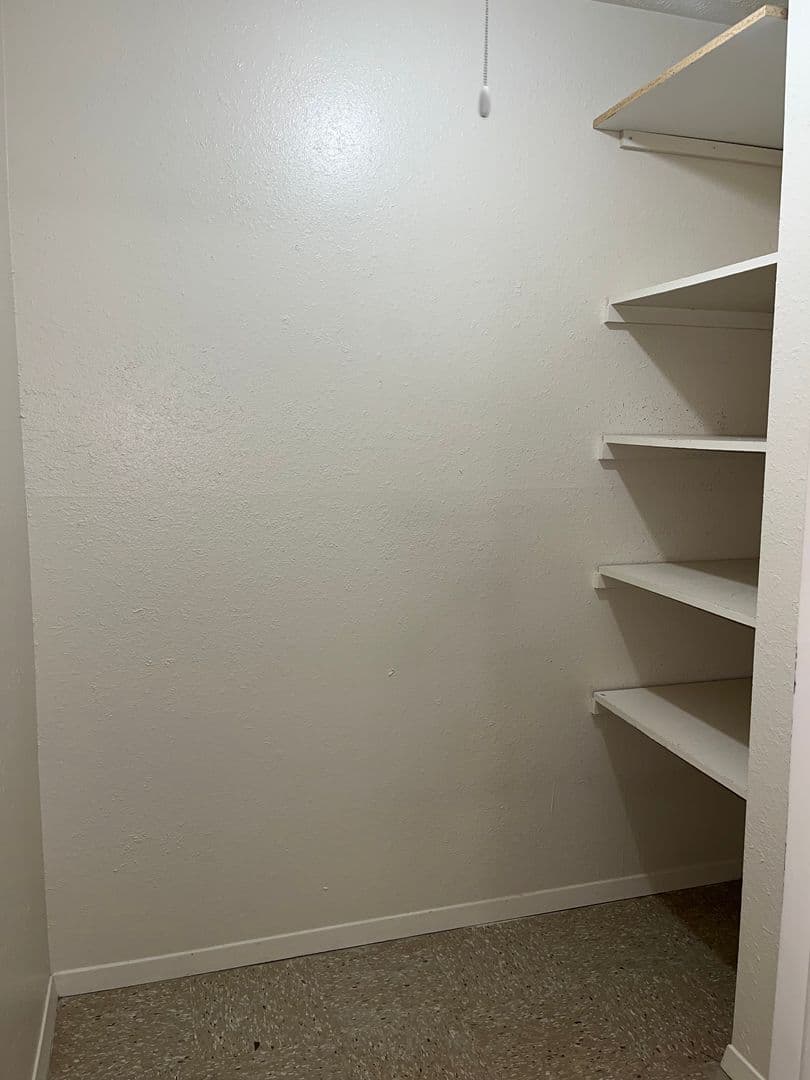 Shadow Ridge Apartments 12 of 16