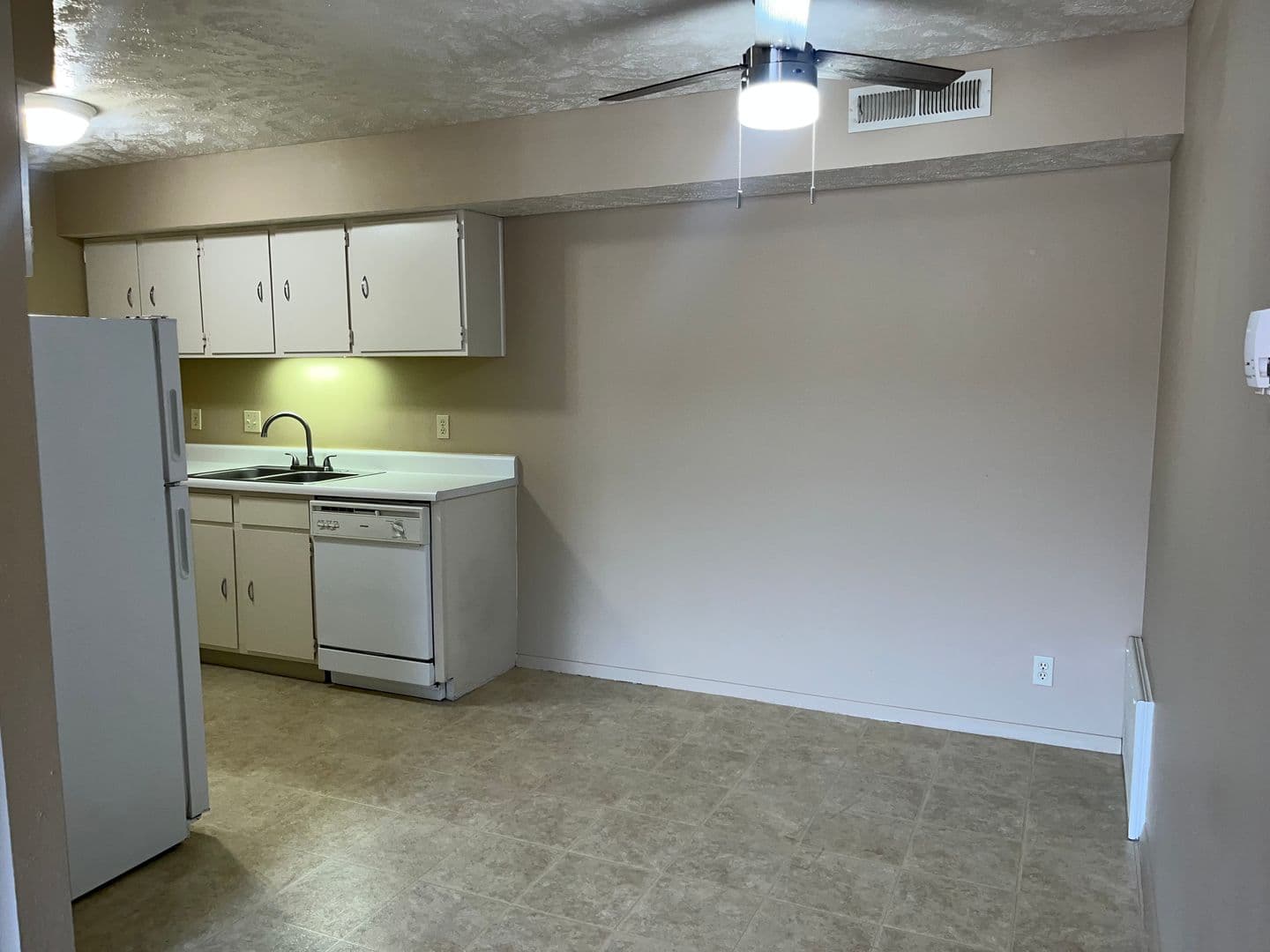 Shadow Ridge Apartments 16 of 16