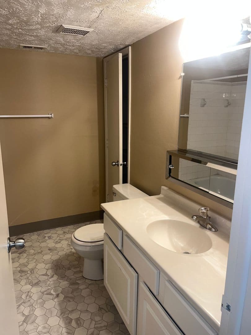 Shadow Ridge Apartments 8 of 20