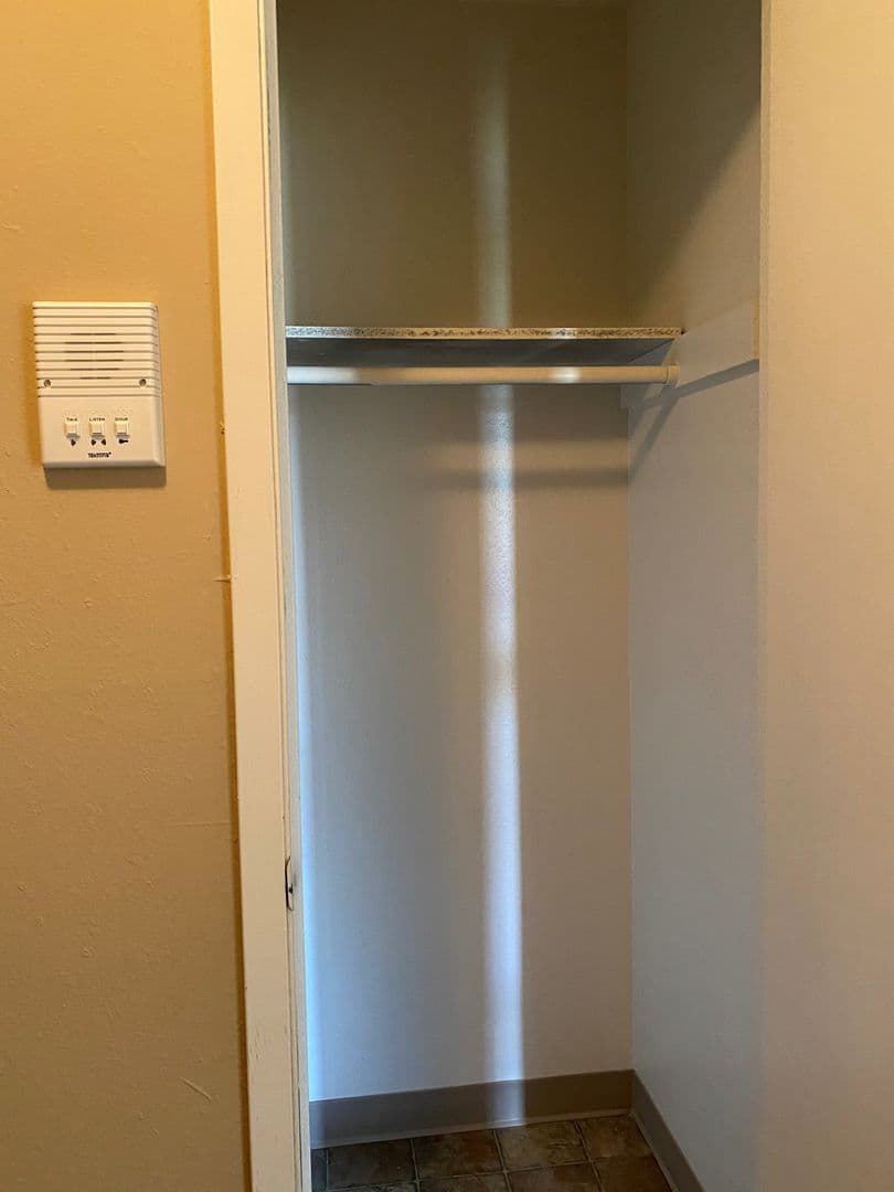 Shadow Ridge Apartments 3 of 20