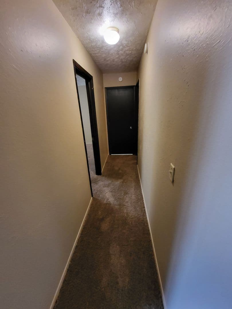 Shadow Ridge Apartments 4 of 8