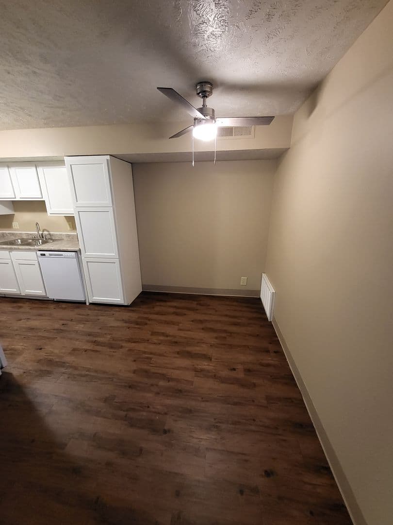 Shadow Ridge Apartments 32 of 32