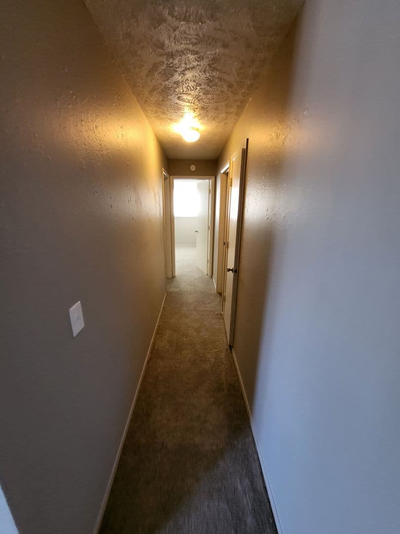 Shadow Ridge Apartments 4 of 12