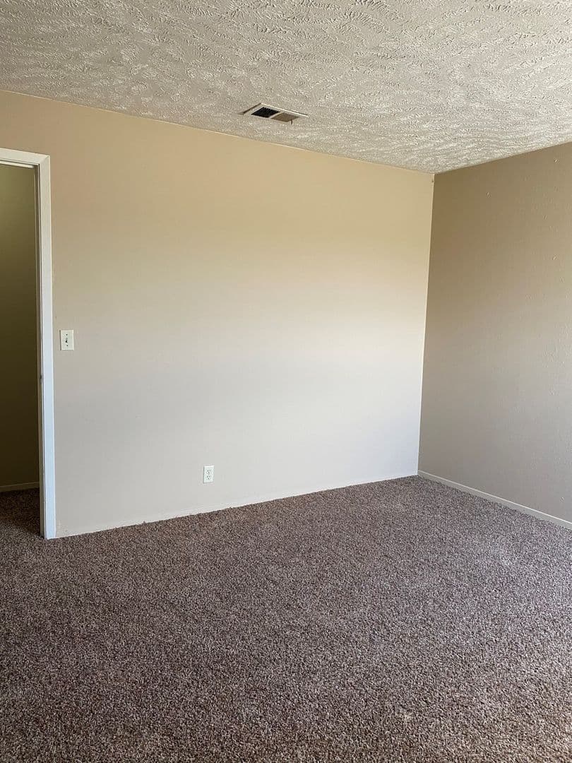 Shadow Ridge Apartments 17 of 20