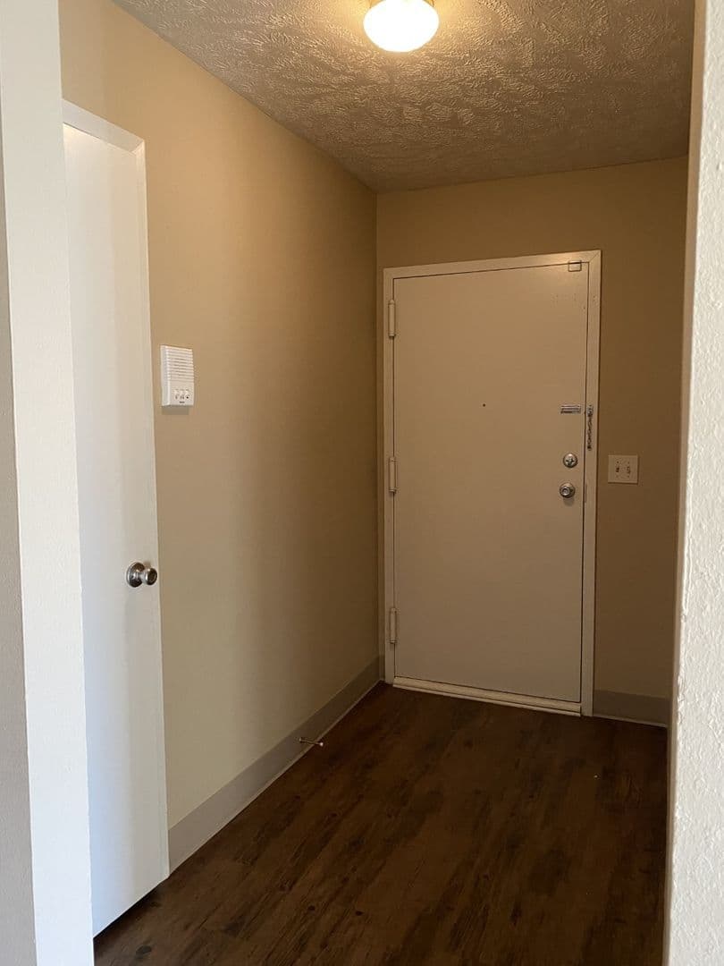 Shadow Ridge Apartments 1 of 17