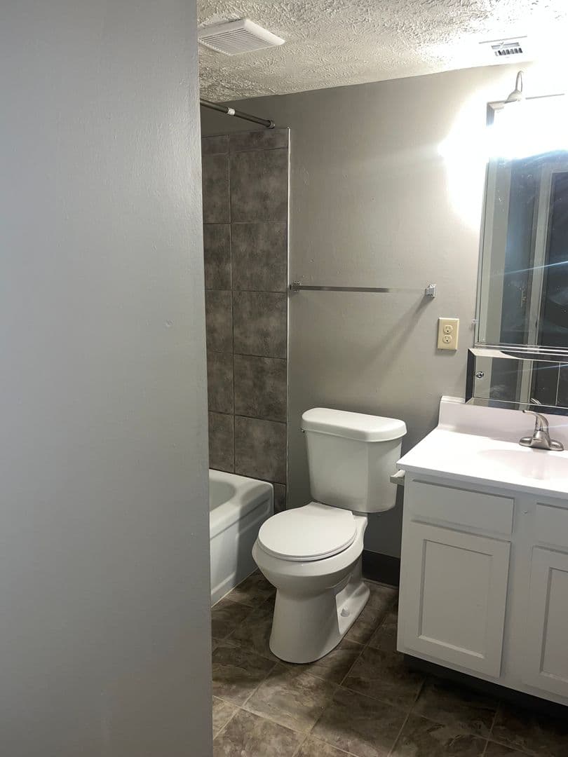 Shadow Ridge Apartments 49 of 77