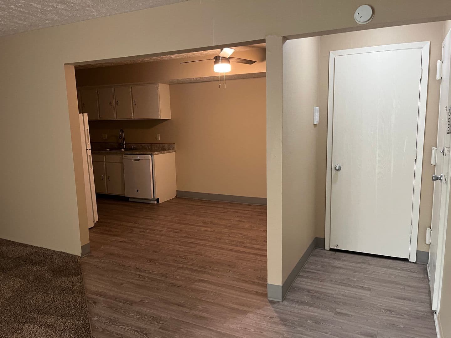Shadow Ridge Apartments 1 of 14