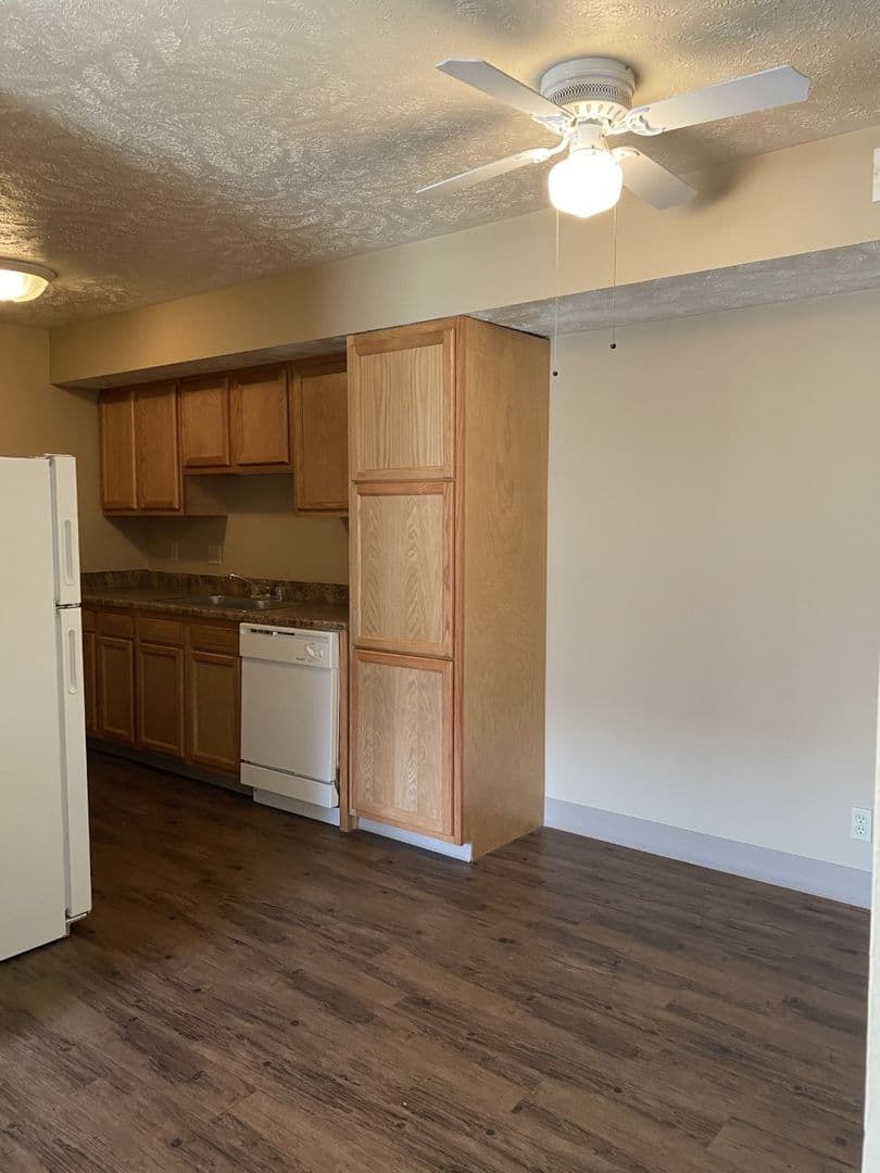 Shadow Ridge Apartments 4 of 17