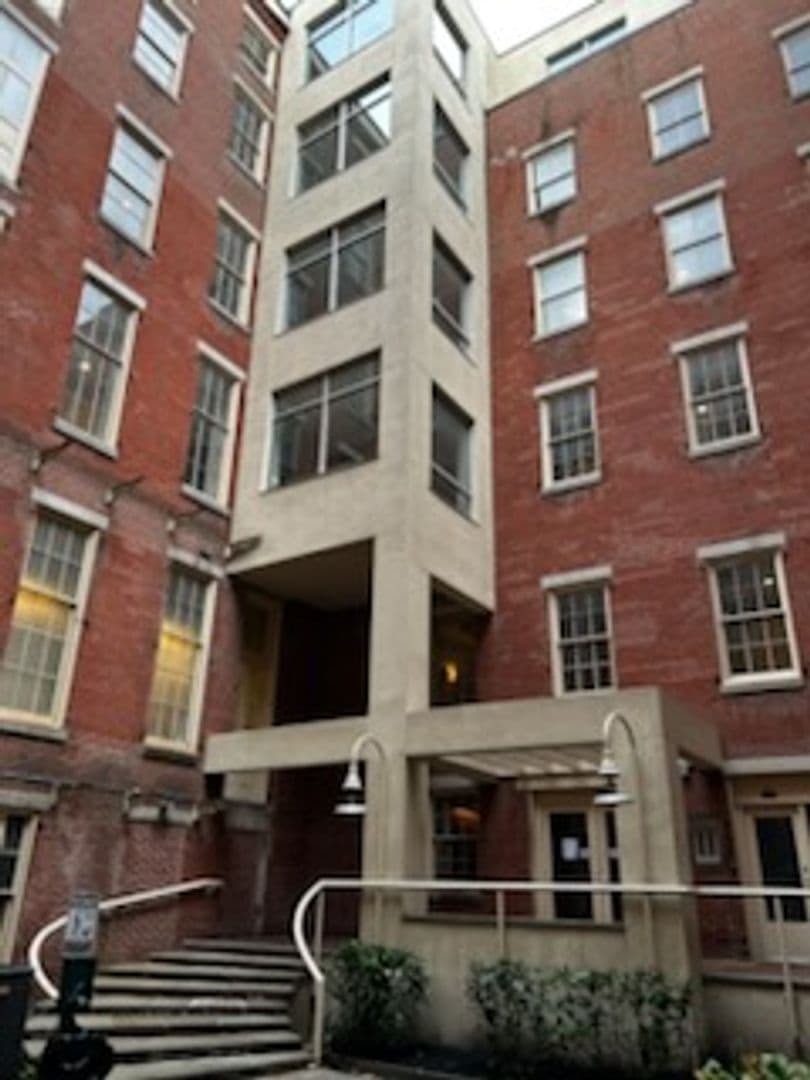 Welcome to Urban Elegance in the Heart of Historic Old City, 7 of 16