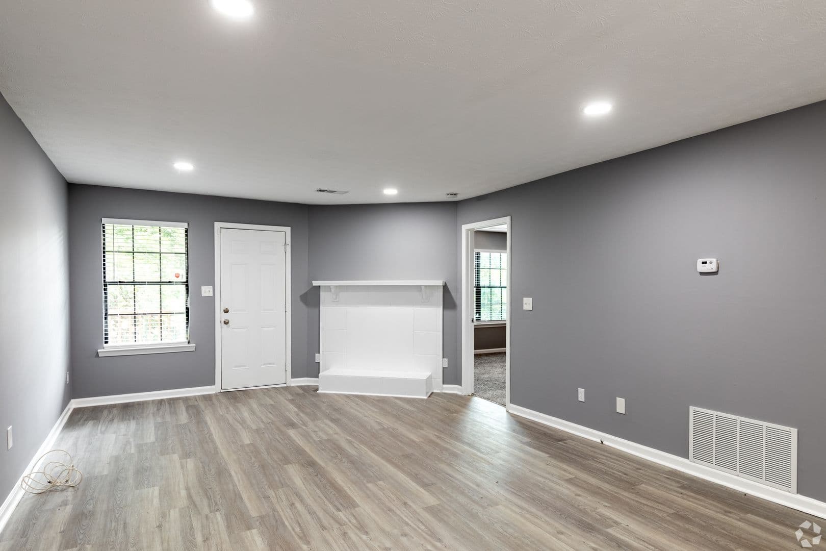 Briarhill 563 Apartments 3 of 9