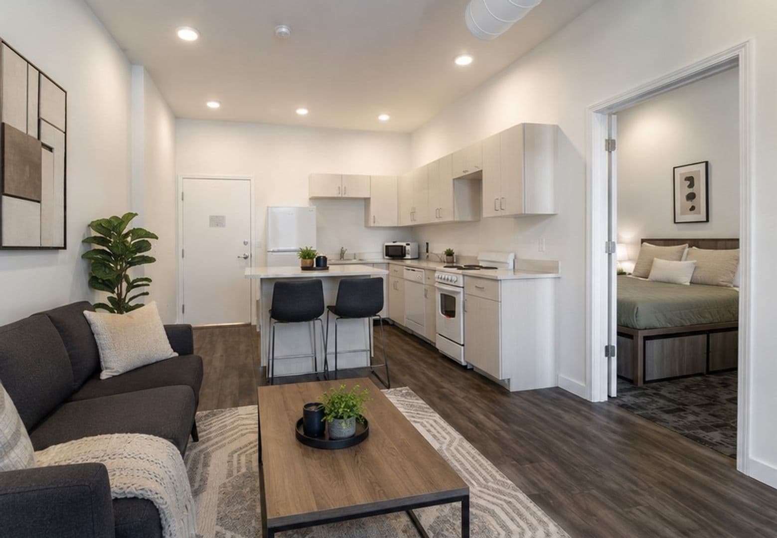 Main608 Apartments 1 of 4