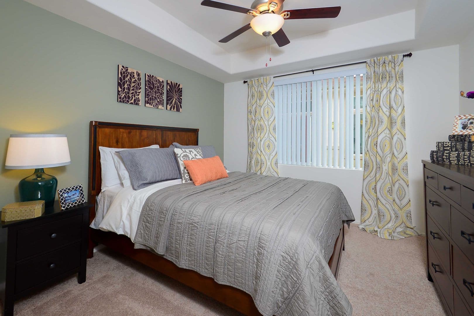 Avila Apartment Homes 13 of 14