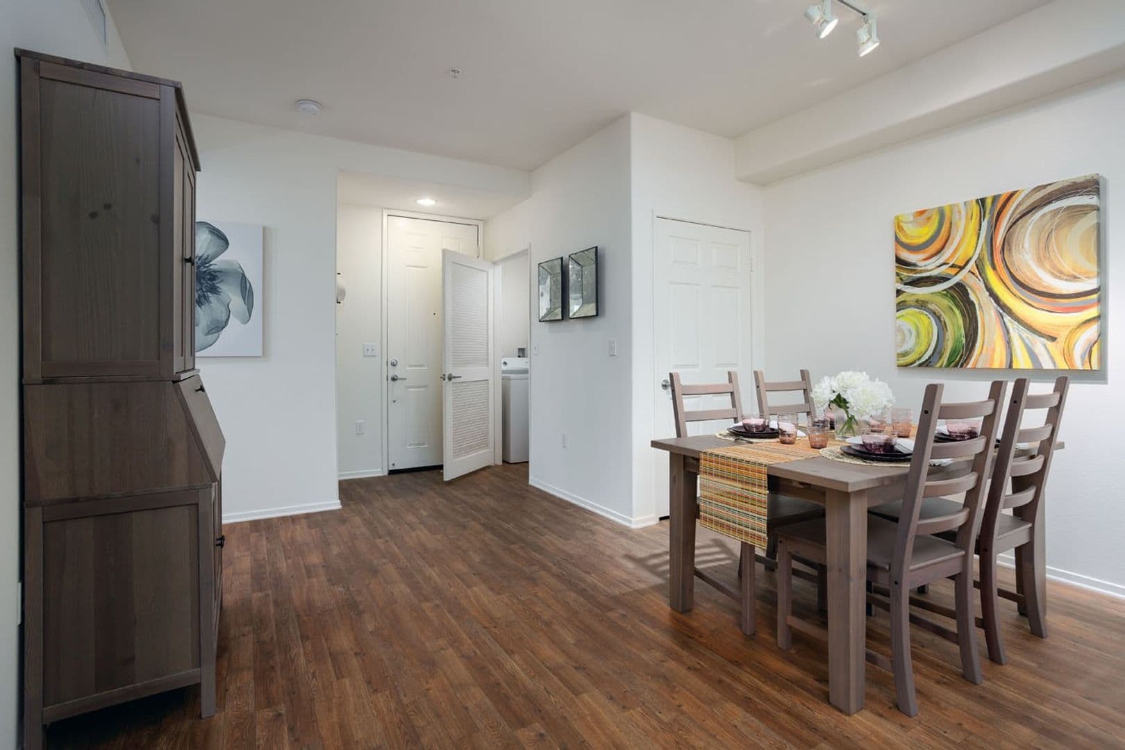 Avila Apartment Homes 12 of 19