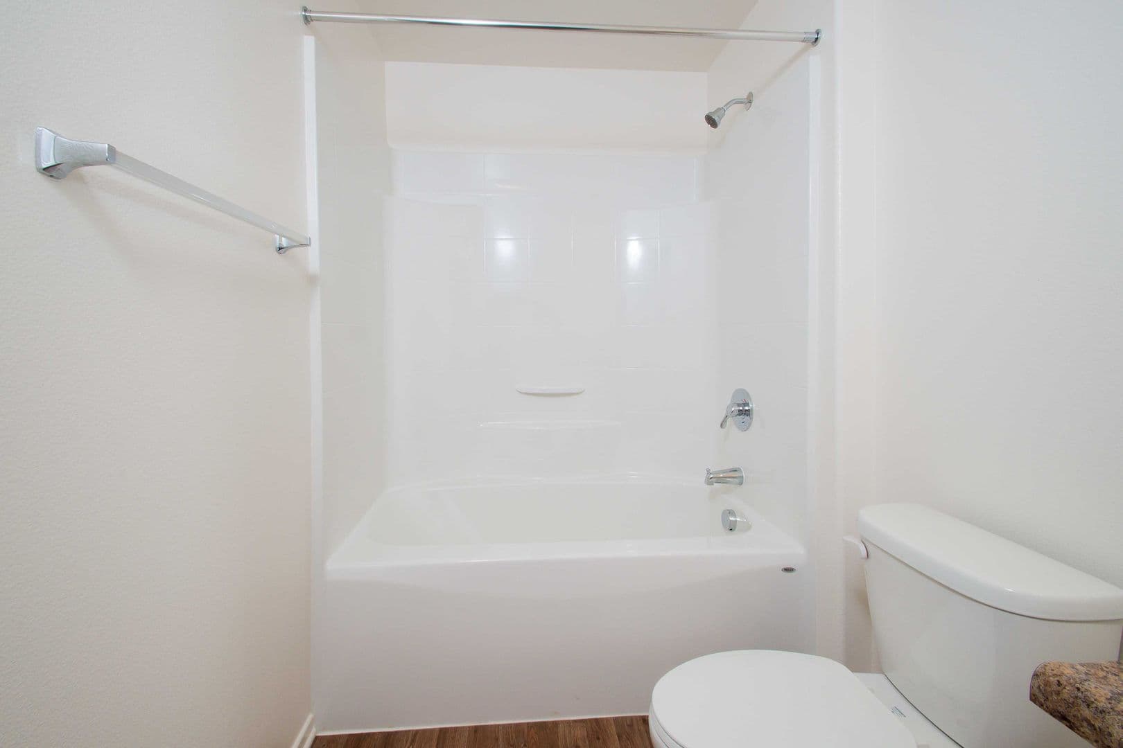 Avila Apartment Homes 5 of 14