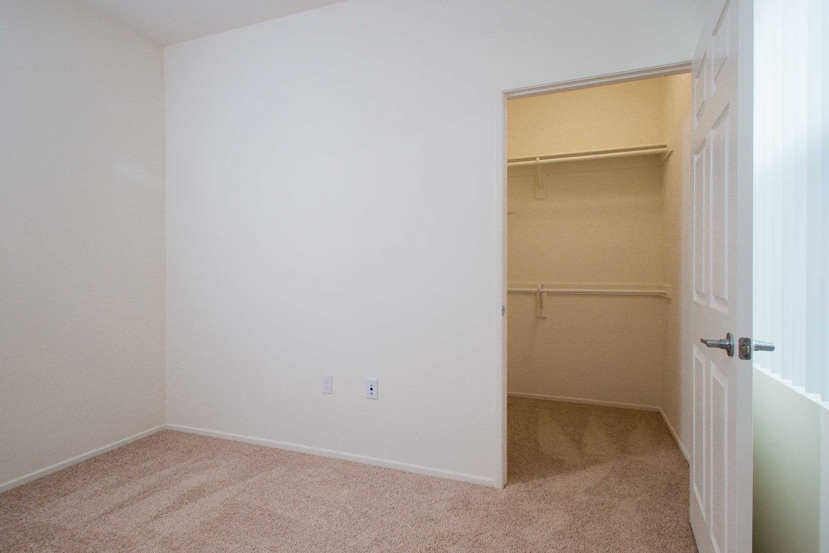 Avila Apartment Homes 11 of 16