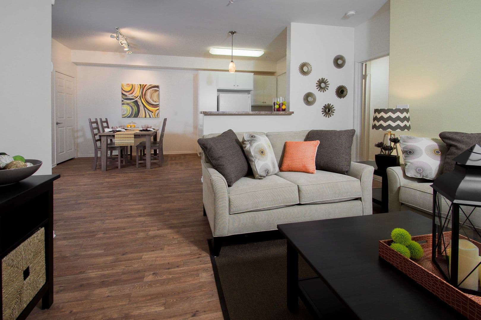 Avila Apartment Homes 11 of 14