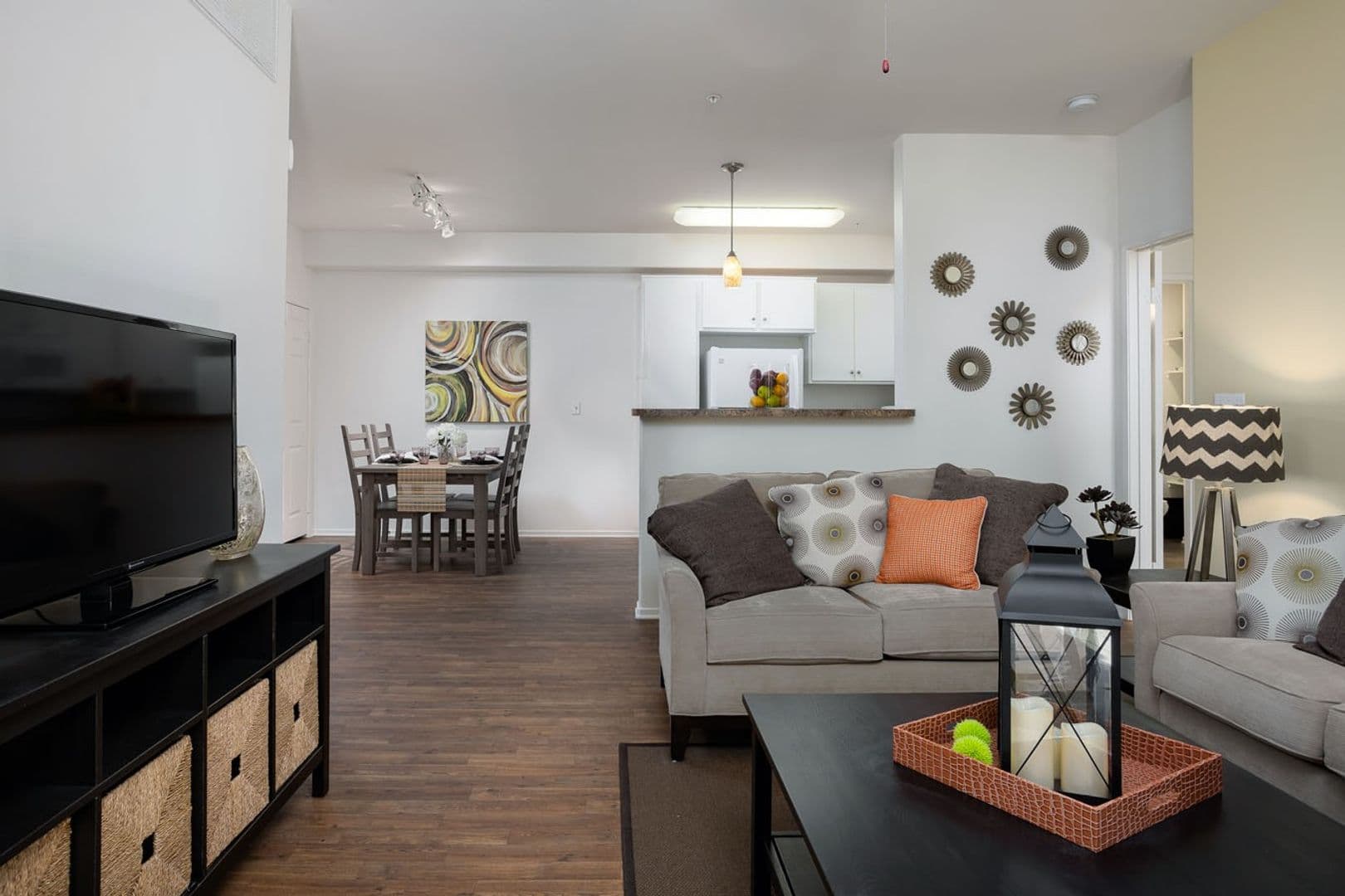 Avila Apartment Homes 2 of 16