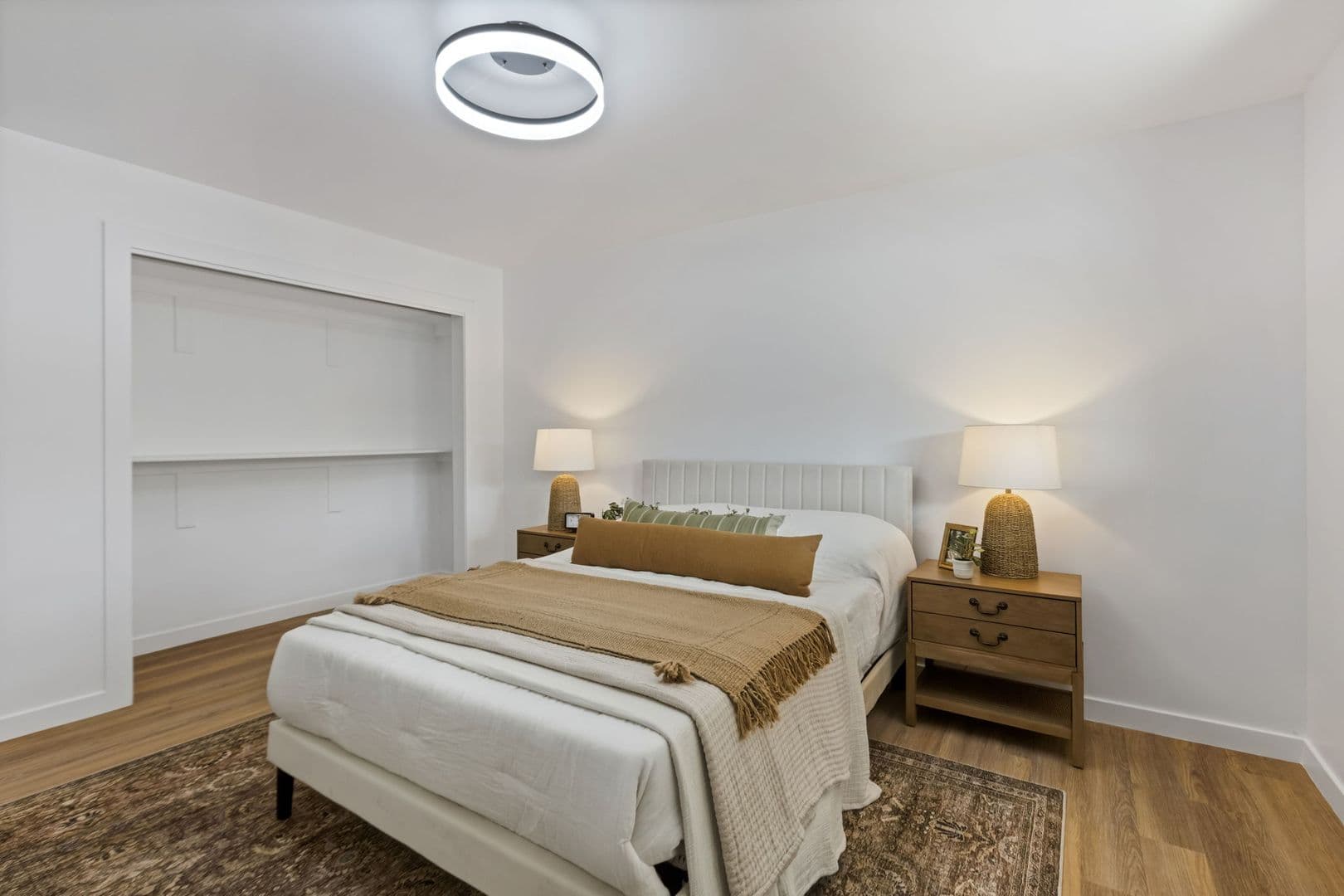 The Cranford {Elevated} Apartments 13 of 14