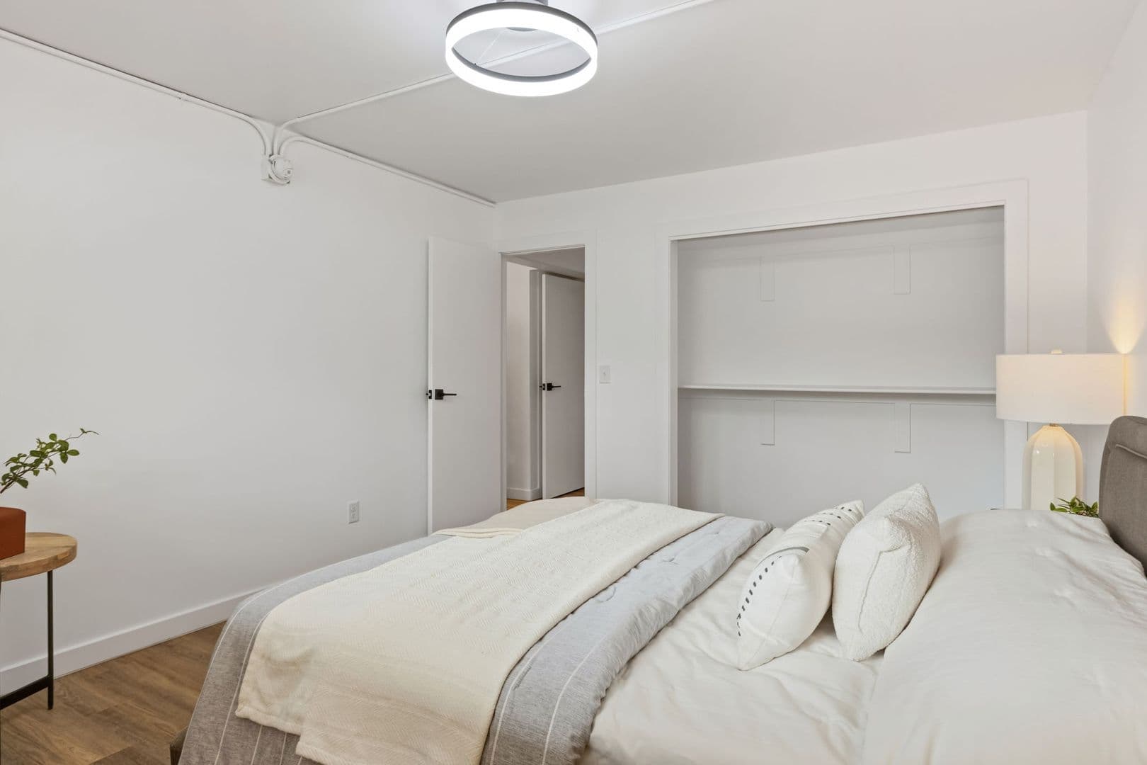 The Cranford {Elevated} Apartments 10 of 14