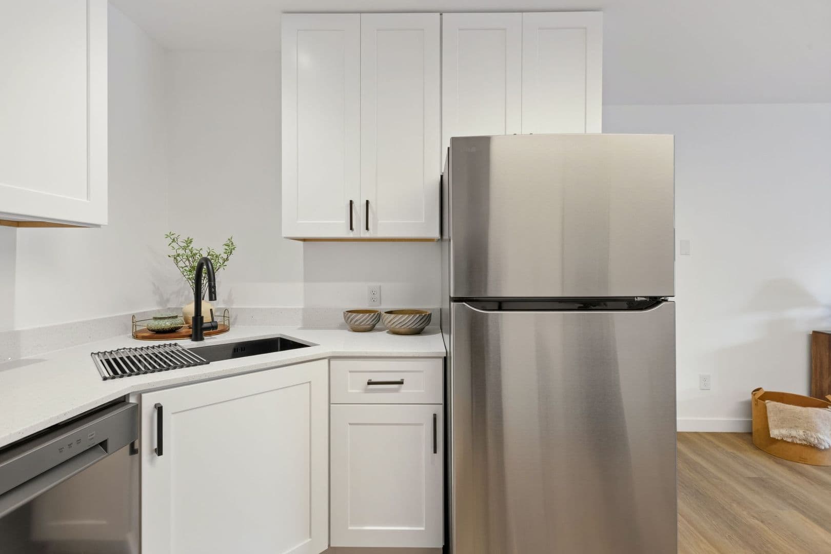 The Cranford {Elevated} Apartments 5 of 14