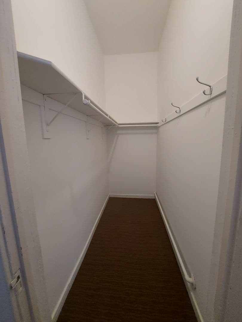 Victoria Apartments 6 of 7