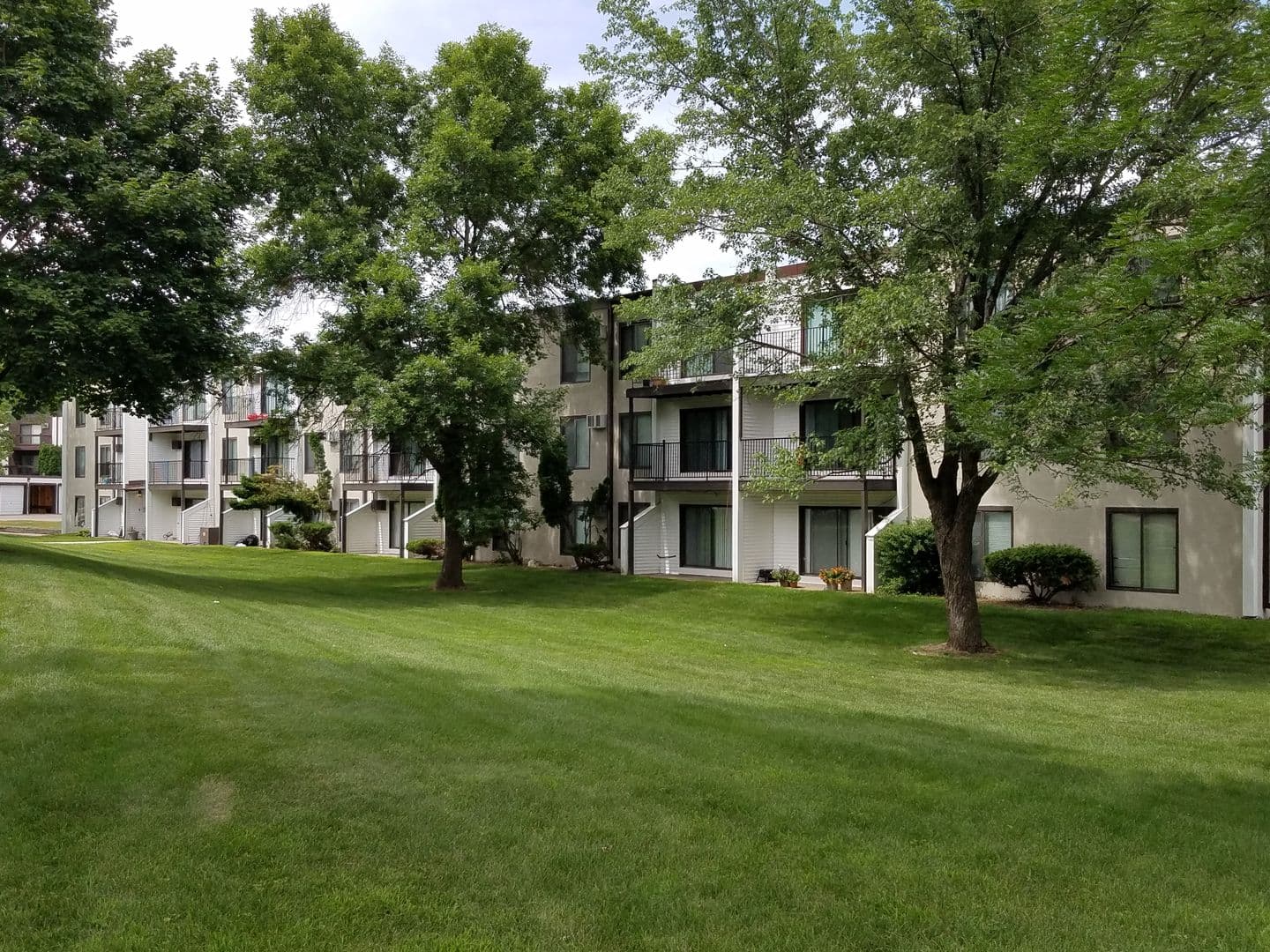 Briar Oaks Apartments 6 of 9