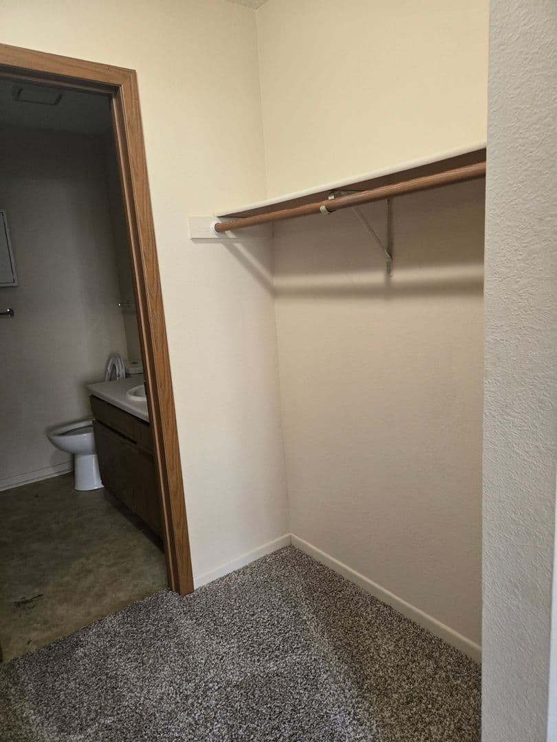 Evergreen Square Apartments 15 of 19