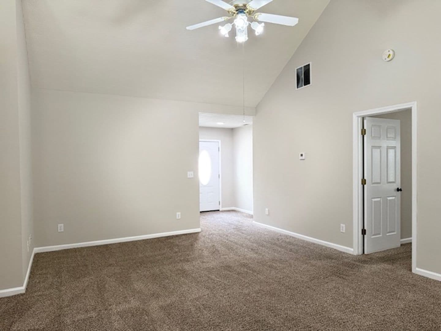 2034 Elm Grove Ln Hampton, GA 30228 3 of 12