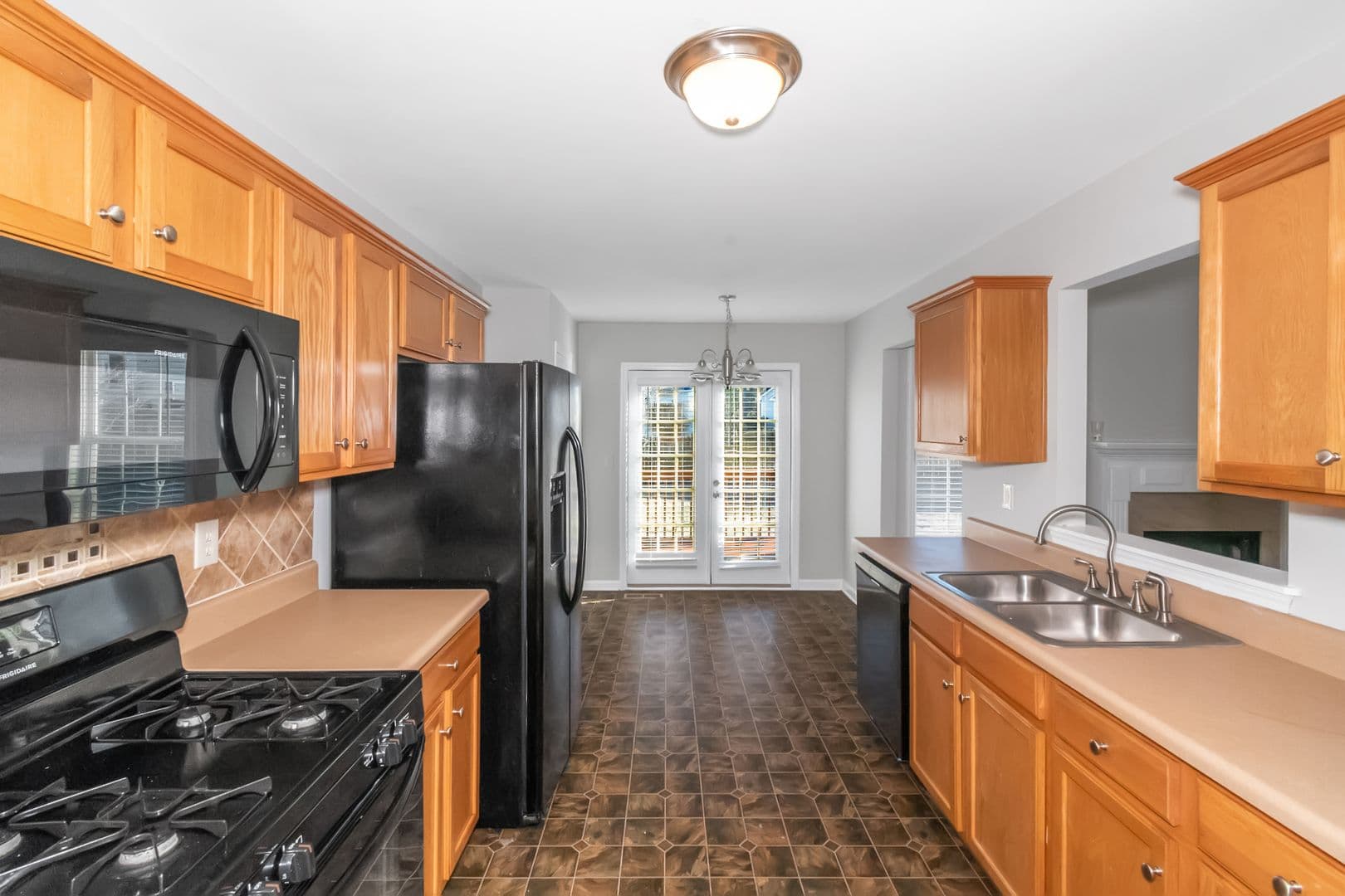 202 Millpond Pkwy Villa Rica, GA 30180 10 of 23