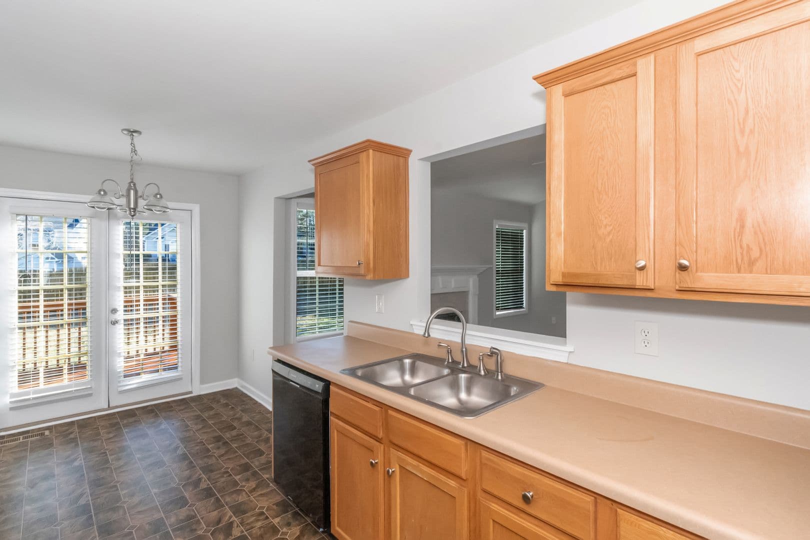 202 Millpond Pkwy Villa Rica, GA 30180 13 of 23