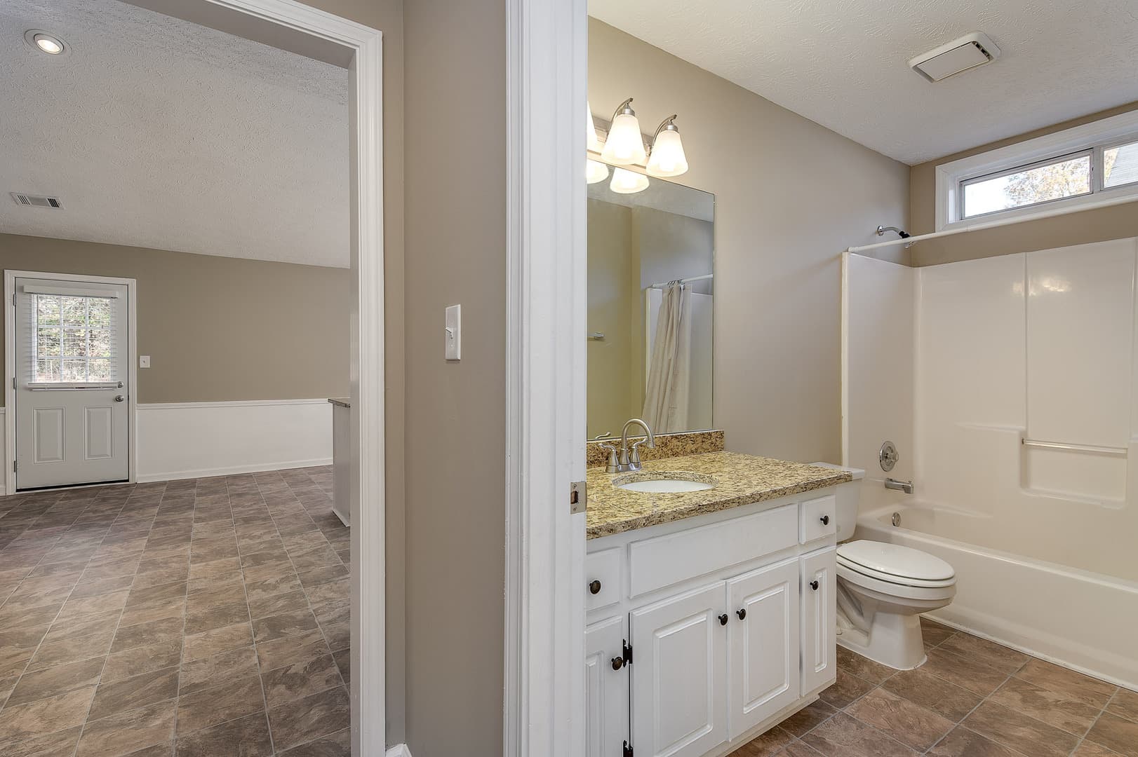 35 Oak Ridge Ct Covington, GA 30016 16 of 18