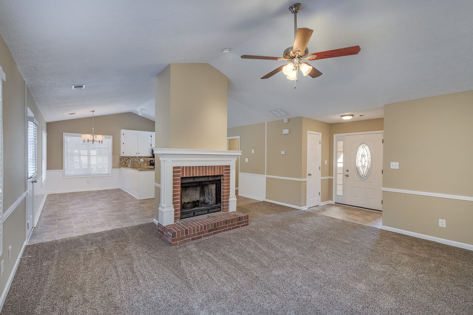 35 Oak Ridge Ct Covington, GA 30016 5 of 18