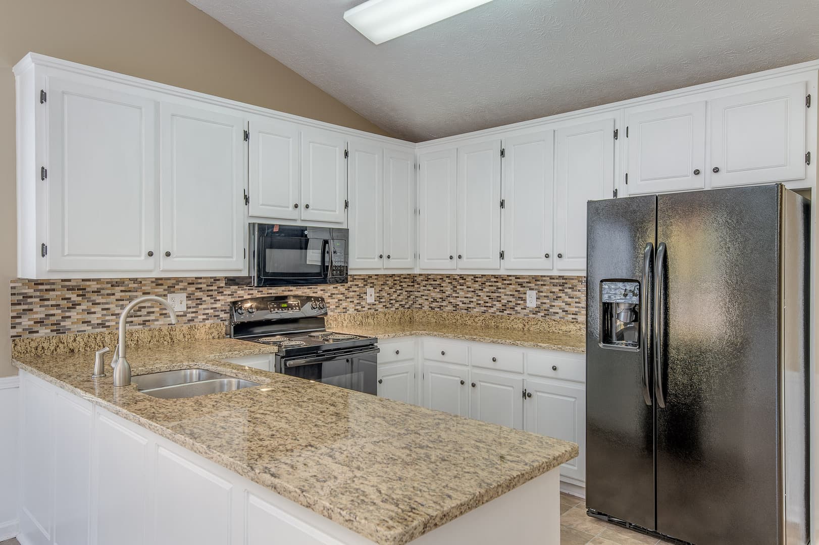 35 Oak Ridge Ct Covington, GA 30016 8 of 18