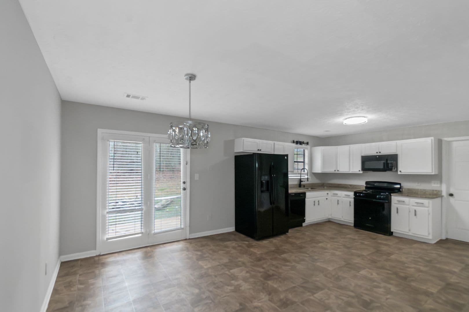 321 Summerwood Lane Stockbridge, GA 30281 28 of 29