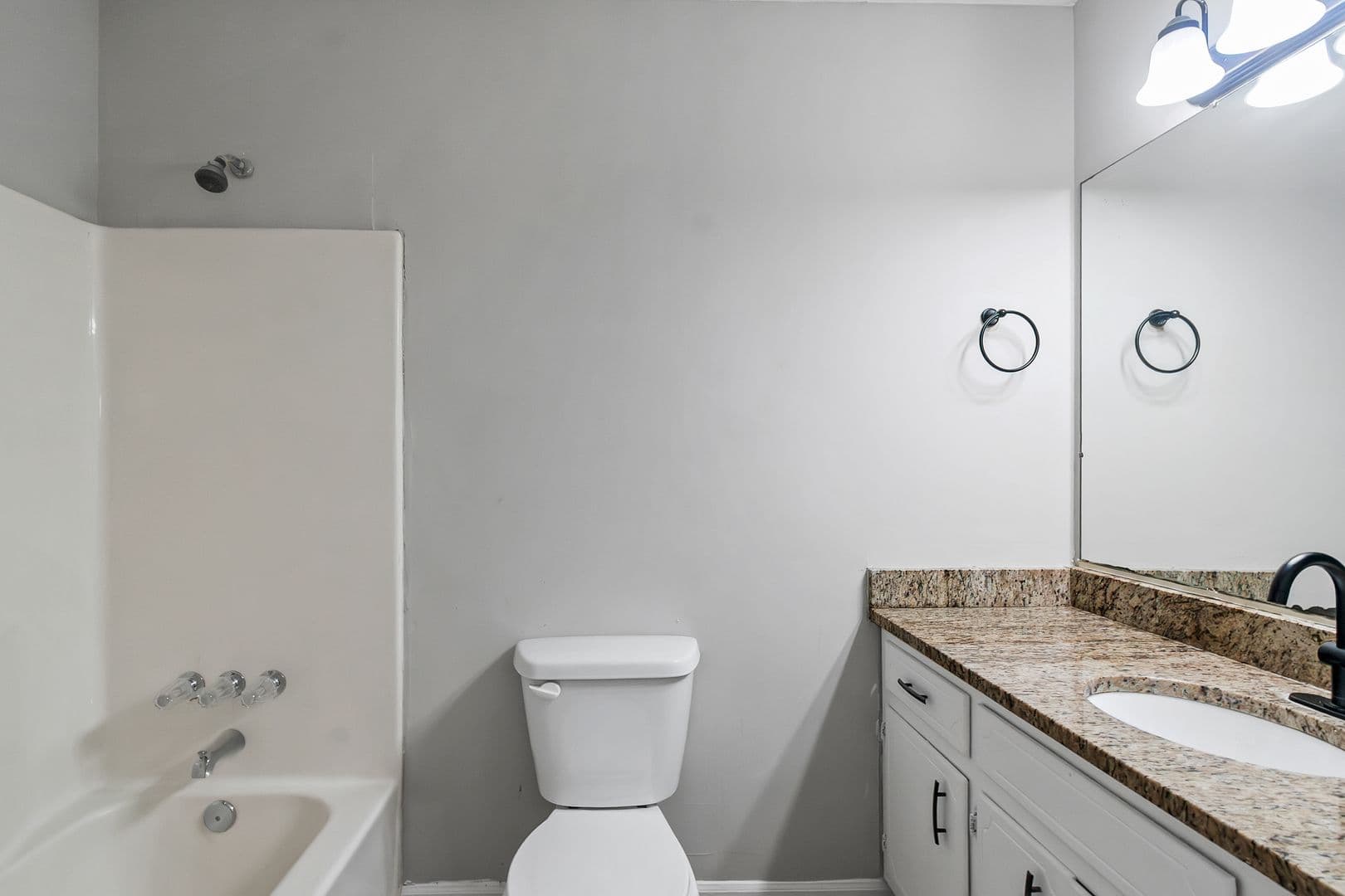 321 Summerwood Lane Stockbridge, GA 30281 14 of 29