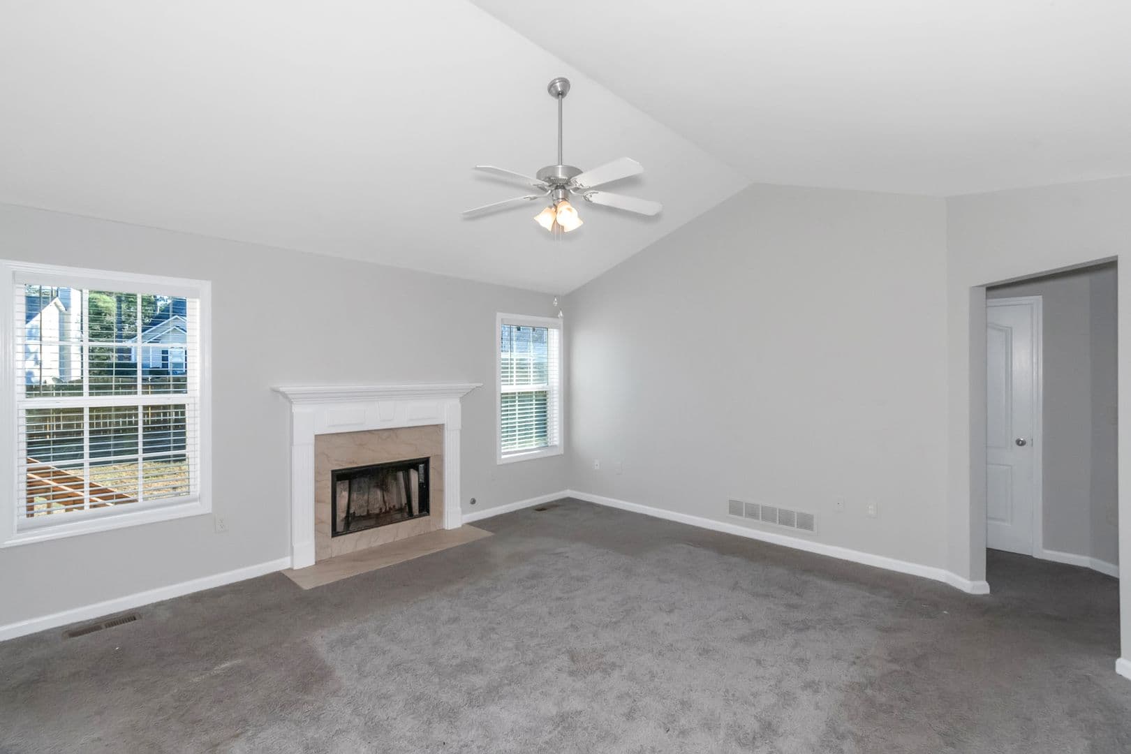 202 Millpond Pkwy Villa Rica, GA 30180 6 of 8