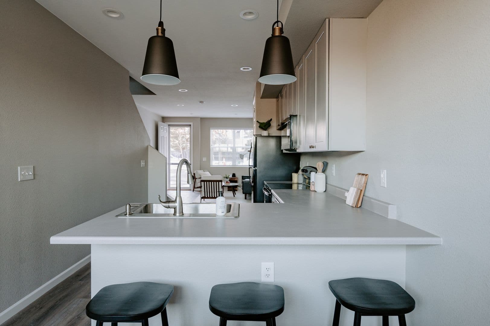 Stunning Townhome near Edgewater 8 of 32