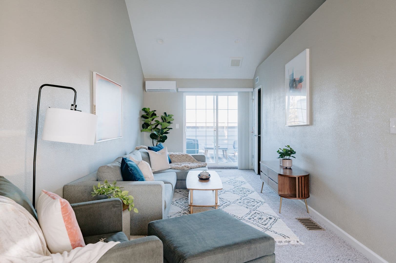 Stunning Townhome near Edgewater 19 of 32