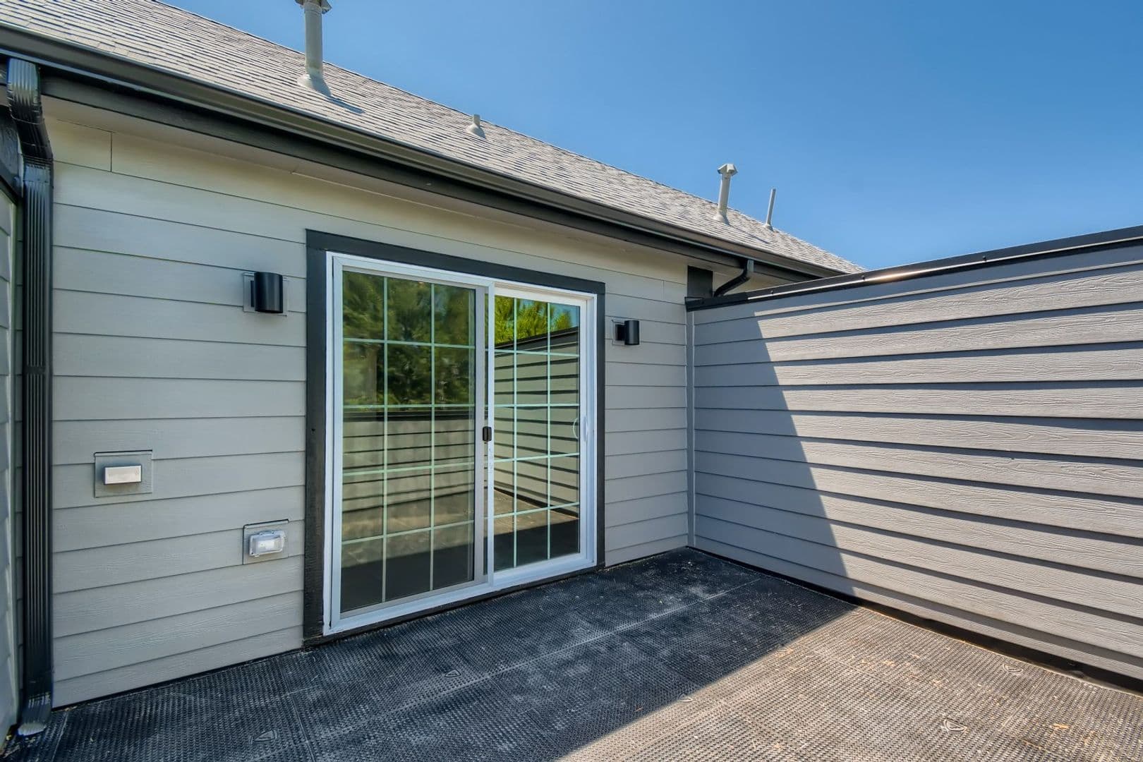 Lovely Townhome near Edgewater with Bonus Space 25 of 29
