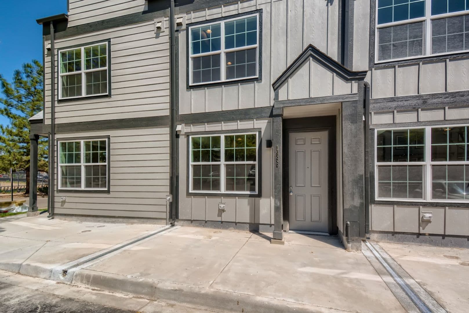 Lovely Townhome near Edgewater with Bonus Space 28 of 29