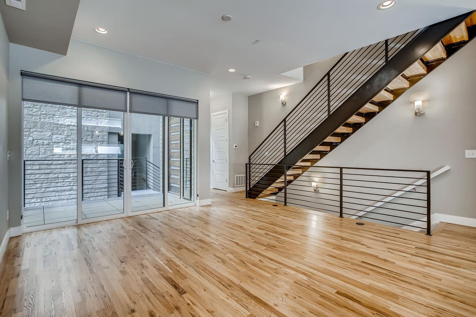 Fairfax Row 3 of 23