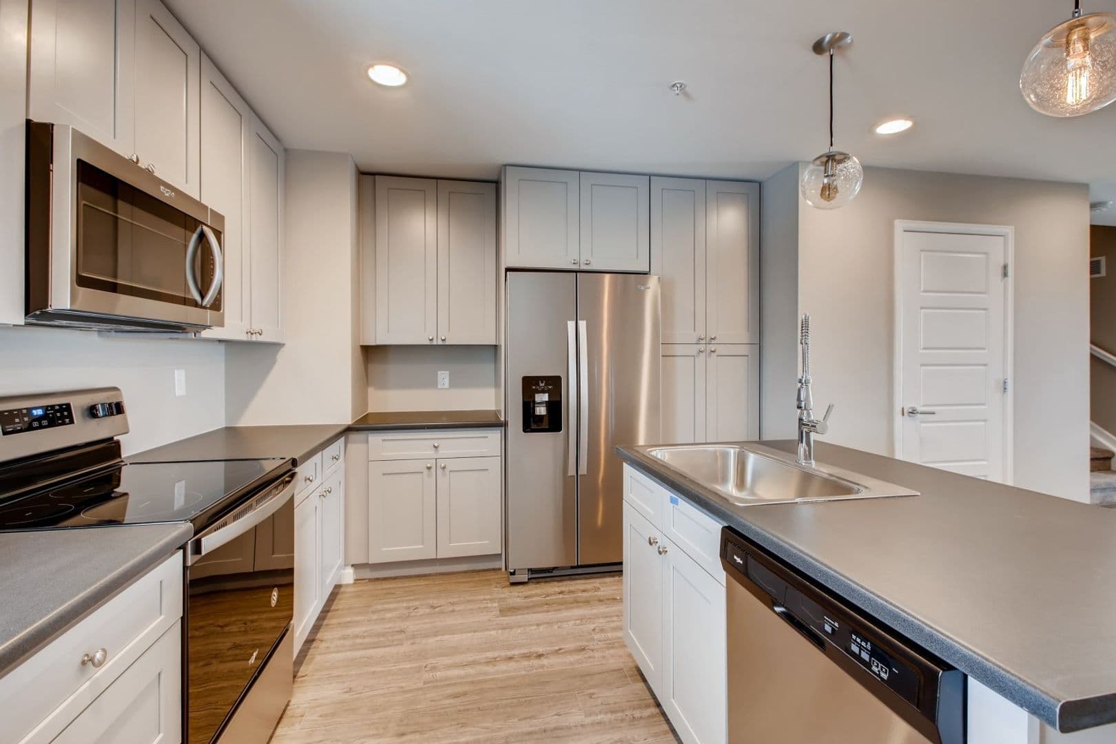 Irving Row LLC 8 of 20