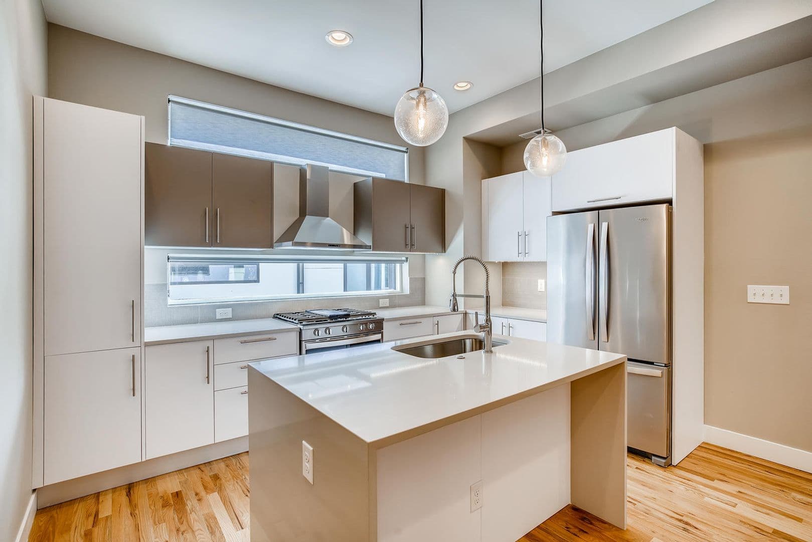 Fairfax Row 8 of 23
