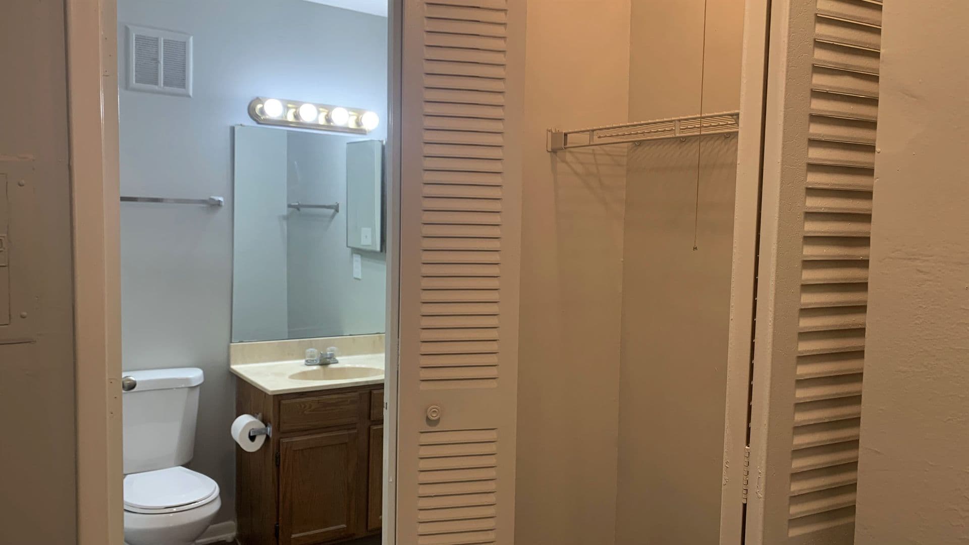 Garden Pointe Apartments 3 of 9