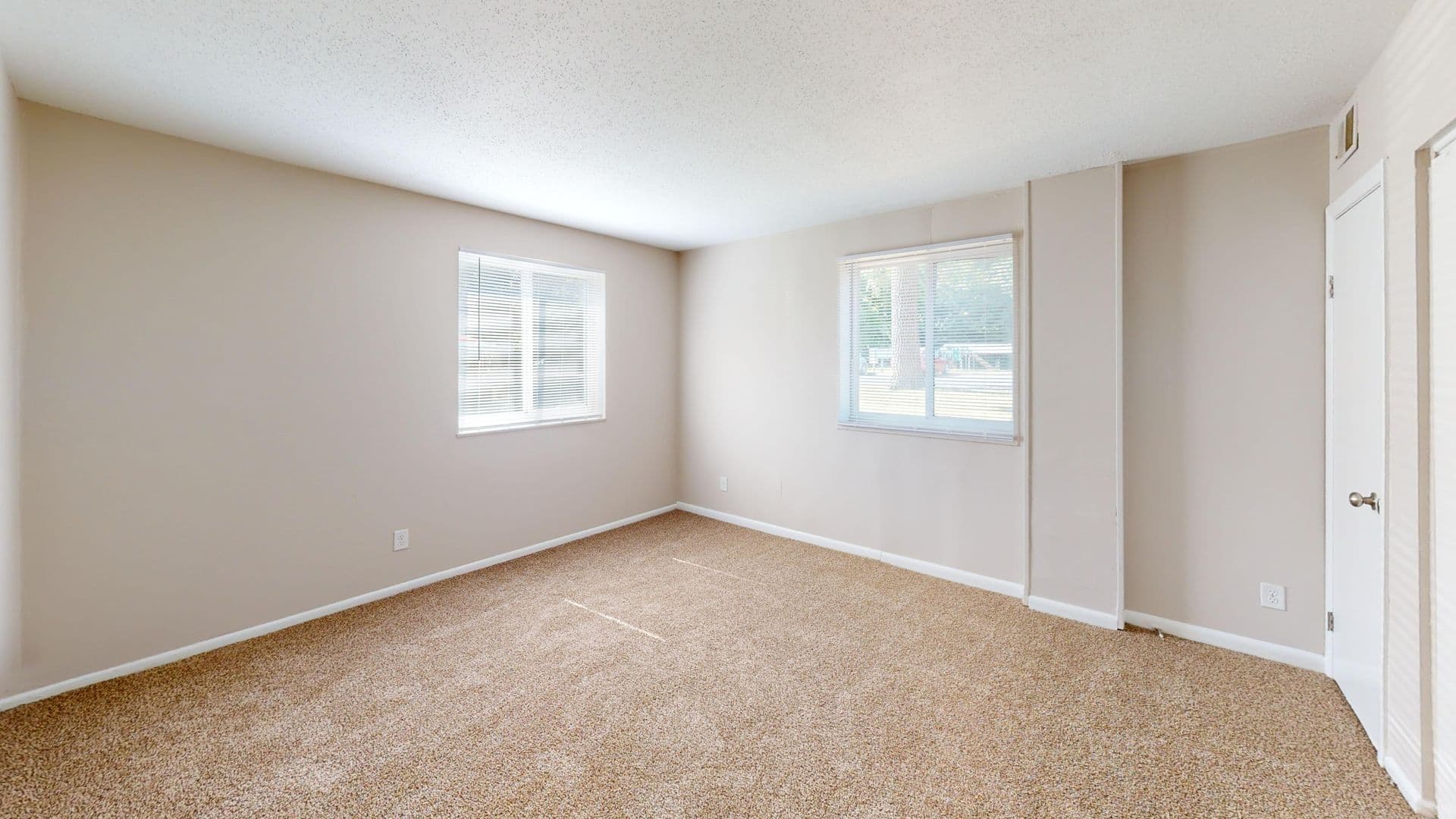 Aspen Pointe 2 of 8