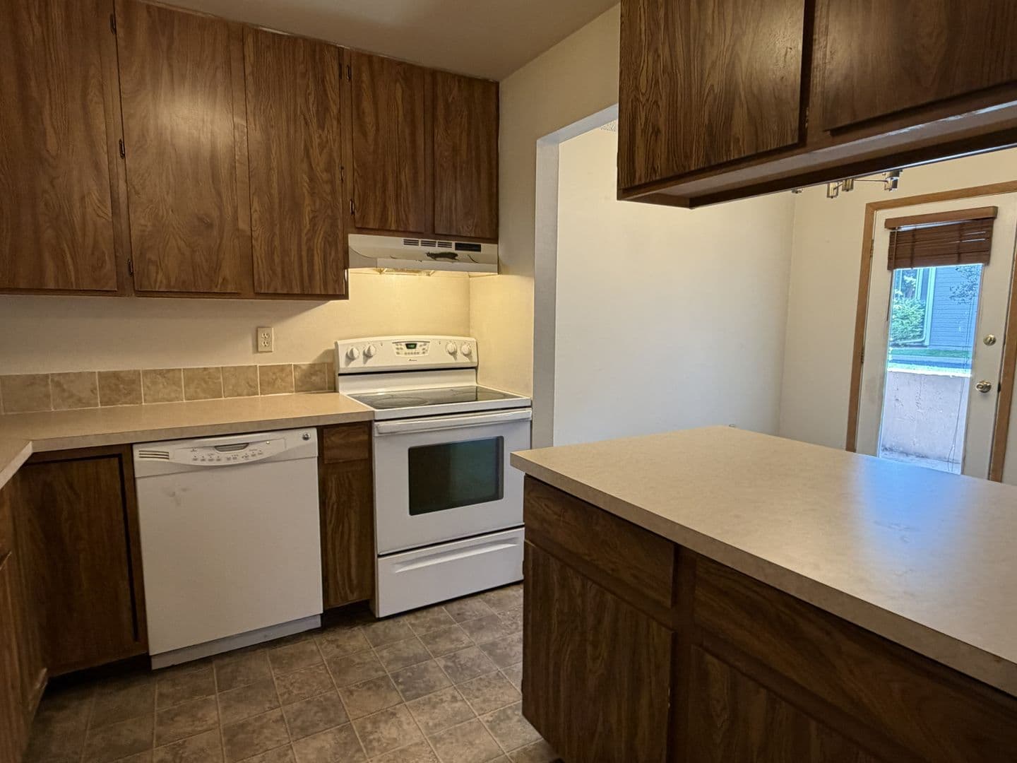 720 City Park Ave A116 5 of 13
