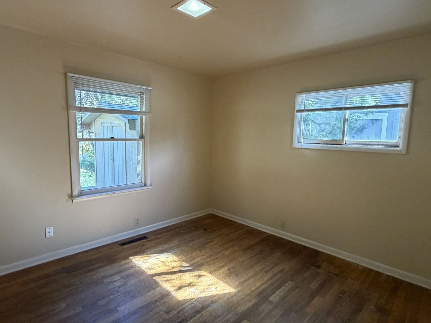 1101 Broadview PL 13 of 14