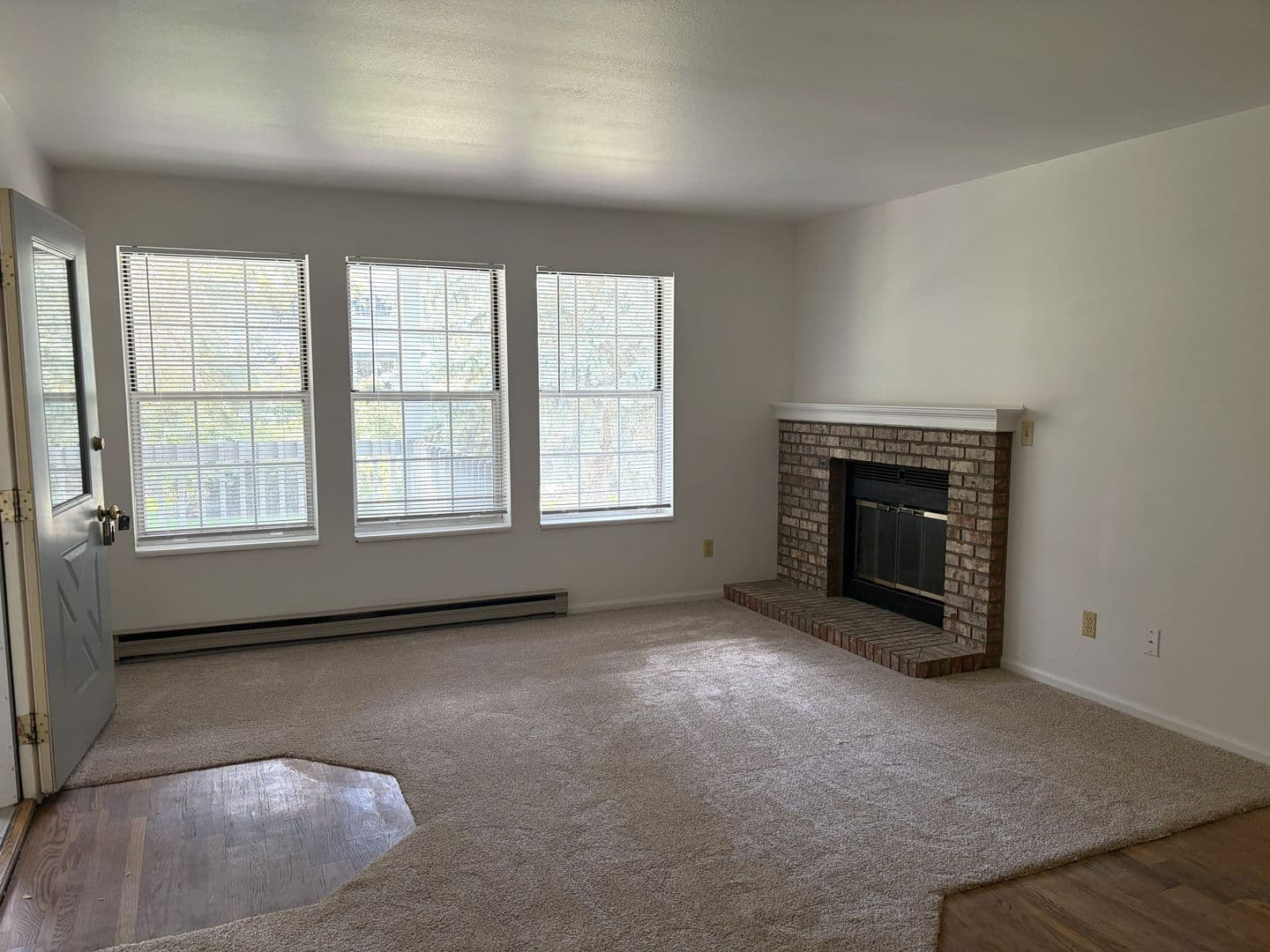 1601 W. Swallow Rd. F5 2 of 10