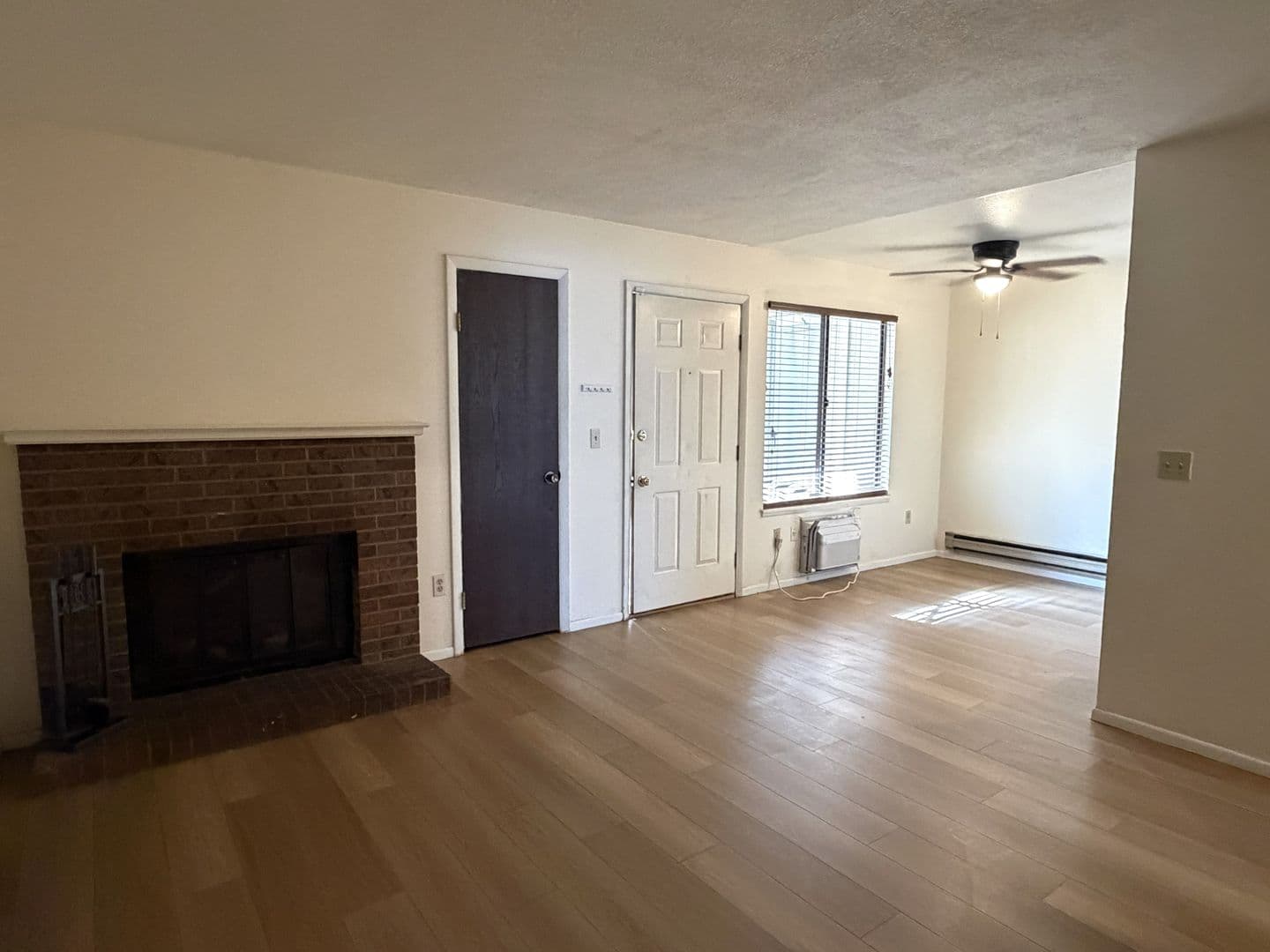 1209 W Plum St B6 2 of 10